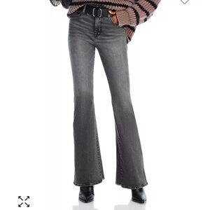 High Rise Flare Jeans Good American size 25